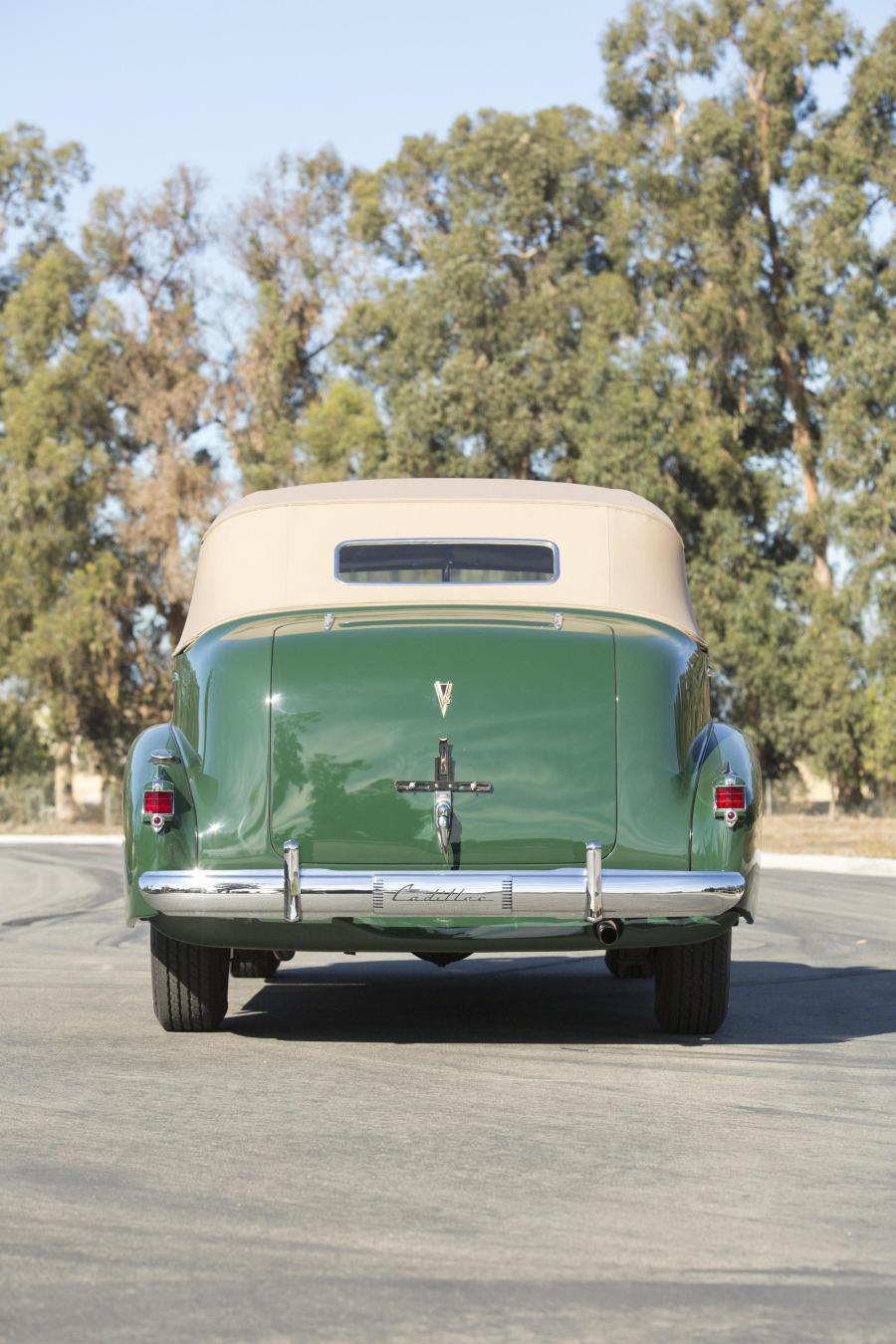  Cadillac Fleetwood Seventy-Five Convertible Sedan (7529) 1939 года  (фото 4 из 16)